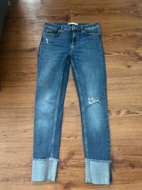Zara Dark Blue Distressed Cropped Jeans